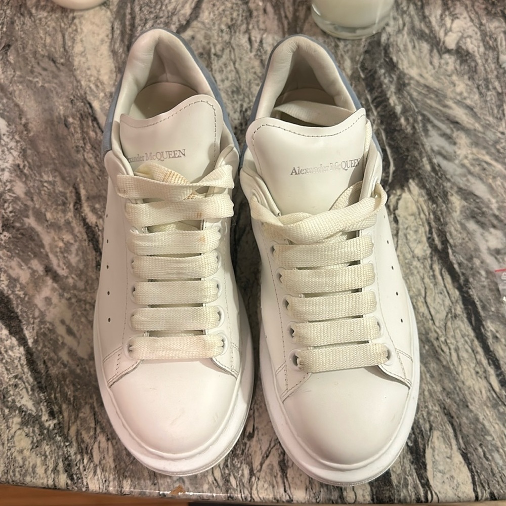 Alexander McQueen size 35 which is size 4.5 still in good condition